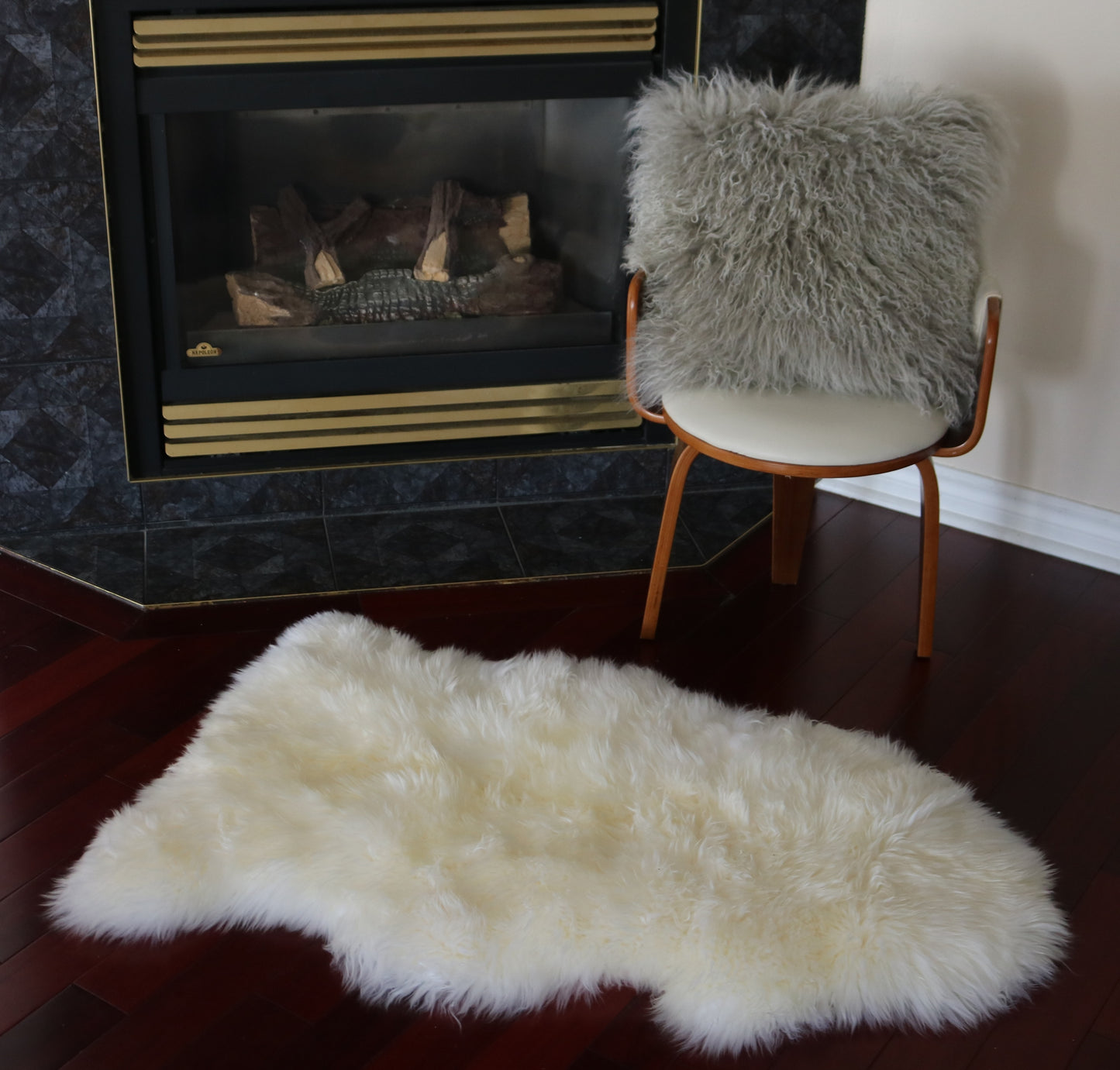 200468  Tapis GRAND peau de Mouton Sheepskin BIG SIZE Collection Quebecuir Premium IVORY  X 1