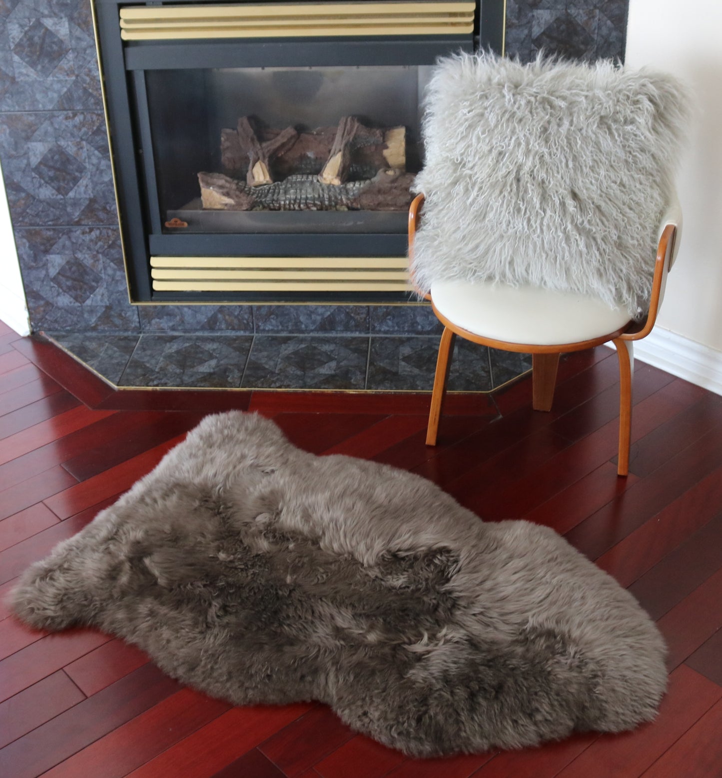 200474 Tapis GRAND peau de Mouton Sheepskin BIG SIZE Collection Quebecuir Premium BROWN  X 1
