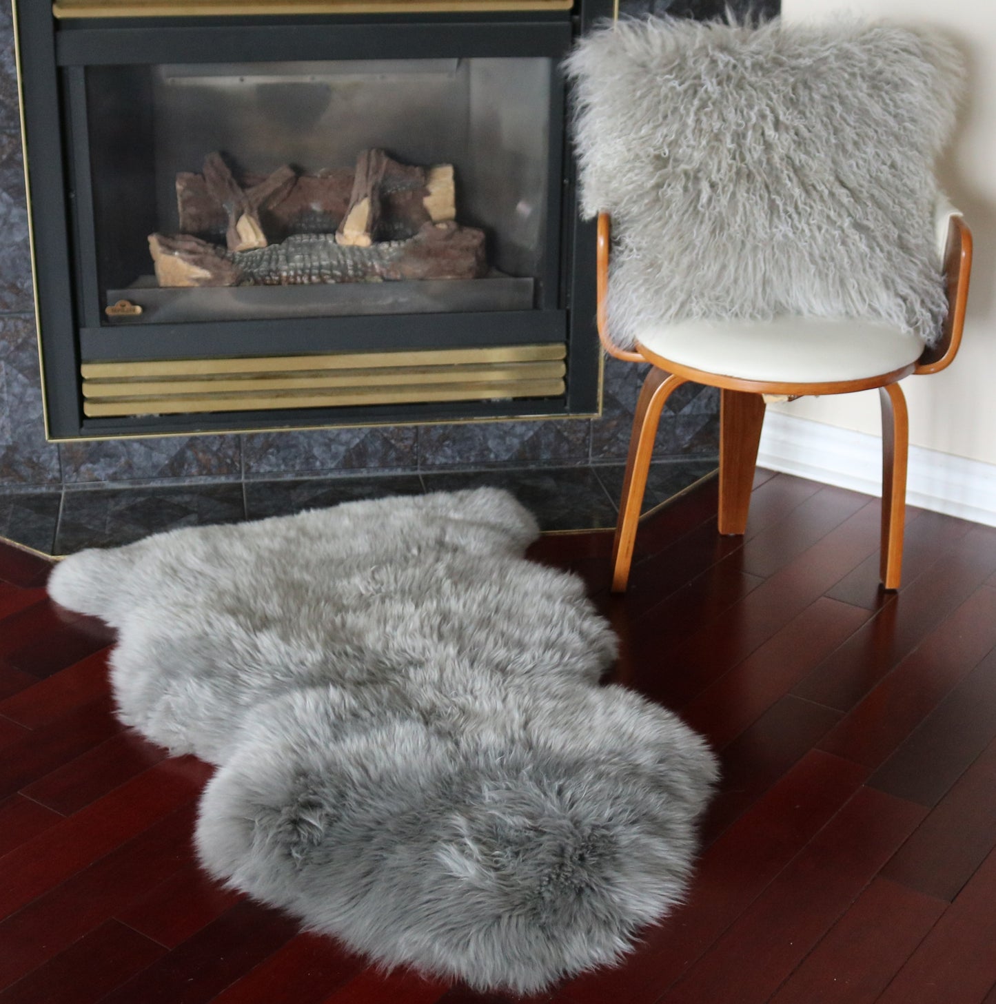 300326 Tapis GRAND peau de Mouton Sheepskin BIG SIZE Collection Quebecuir Premium GREY   X 1