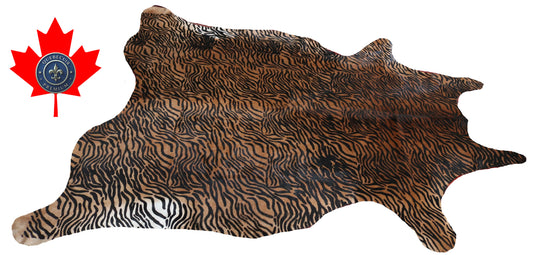 300539- Cowhide Rug Tapis Peau de Vache - Collection Quebecuir Premium