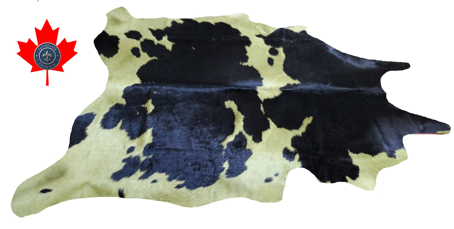 300563- Cowhide Rug Tapis Peau de Vache SILVER METALLIC- Collection Quebecuir Premium