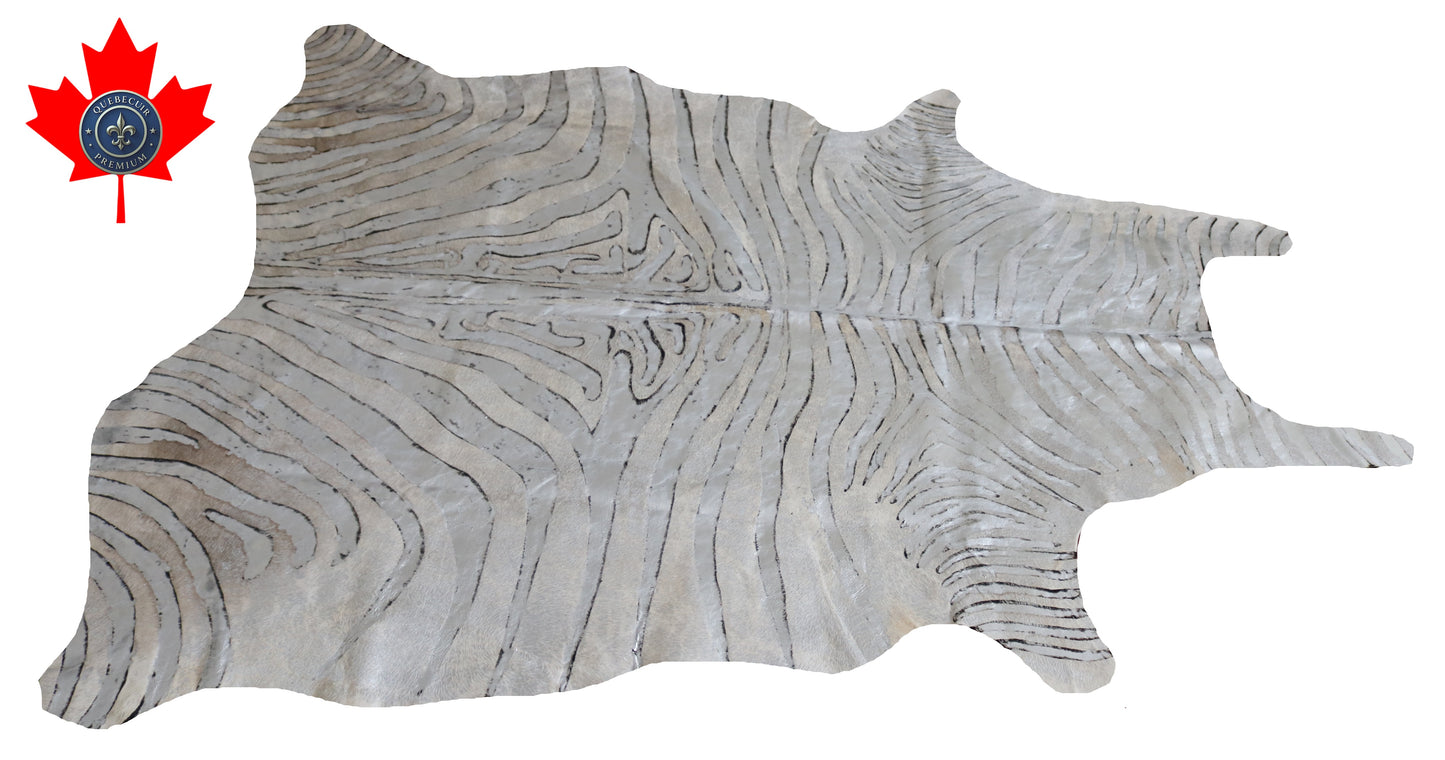 300640- Cowhide Rug Tapis Peau de Vache  METALLIC SILVER - Collection Quebecuir Premium