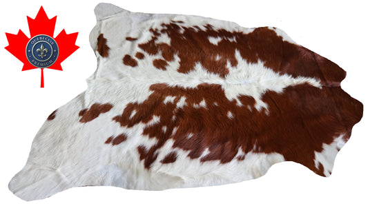 99233- Cowhide Rug Tapis Peau de Vache - Collection Quebecuir Premium