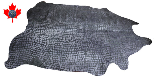 300659- Cowhide Rug Tapis Peau de Vache  - Collection Quebecuir Premium