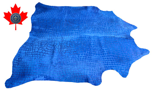 300662- Cowhide Rug Tapis Peau de Vache DYED BLUE- Collection Quebecuir Premium