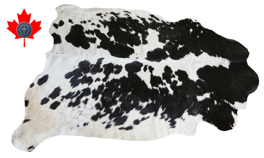 99285- Cowhide Rug Tapis Peau de Vache - Collection Quebecuir Premium