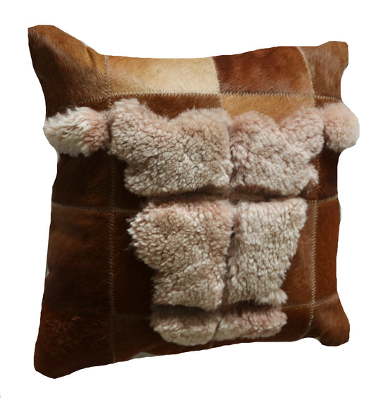 300812  Coussin Peau de Vache Cowhide Pillow  Collection Quebecuir Premium