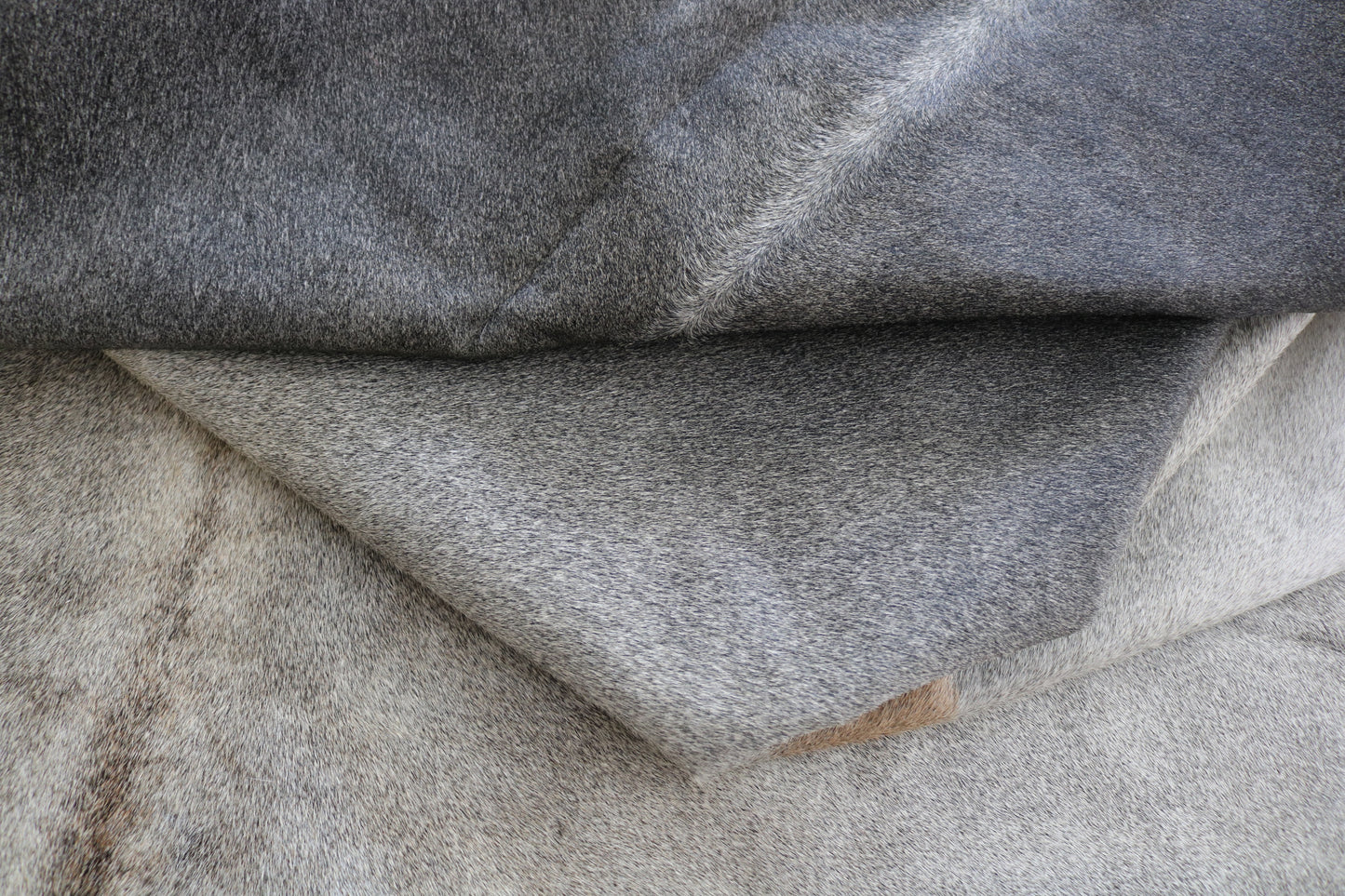 99347 Cowhide rug patchwork  Collection Quebecuir Premium GREY SUPER  BIG SIZE XXXL