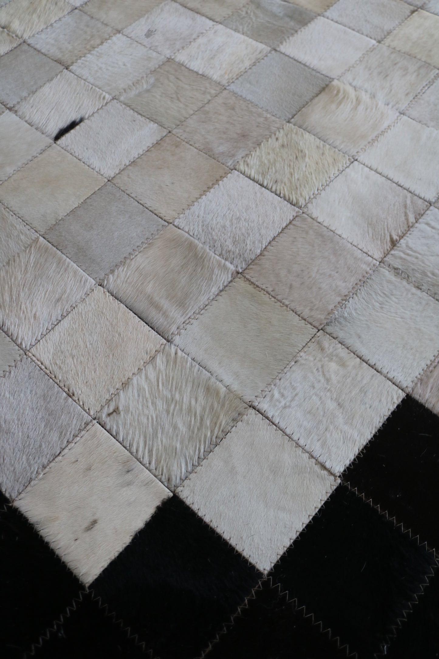 99378 Cowhide rug Patchwork   Collection Quebecuir Premium