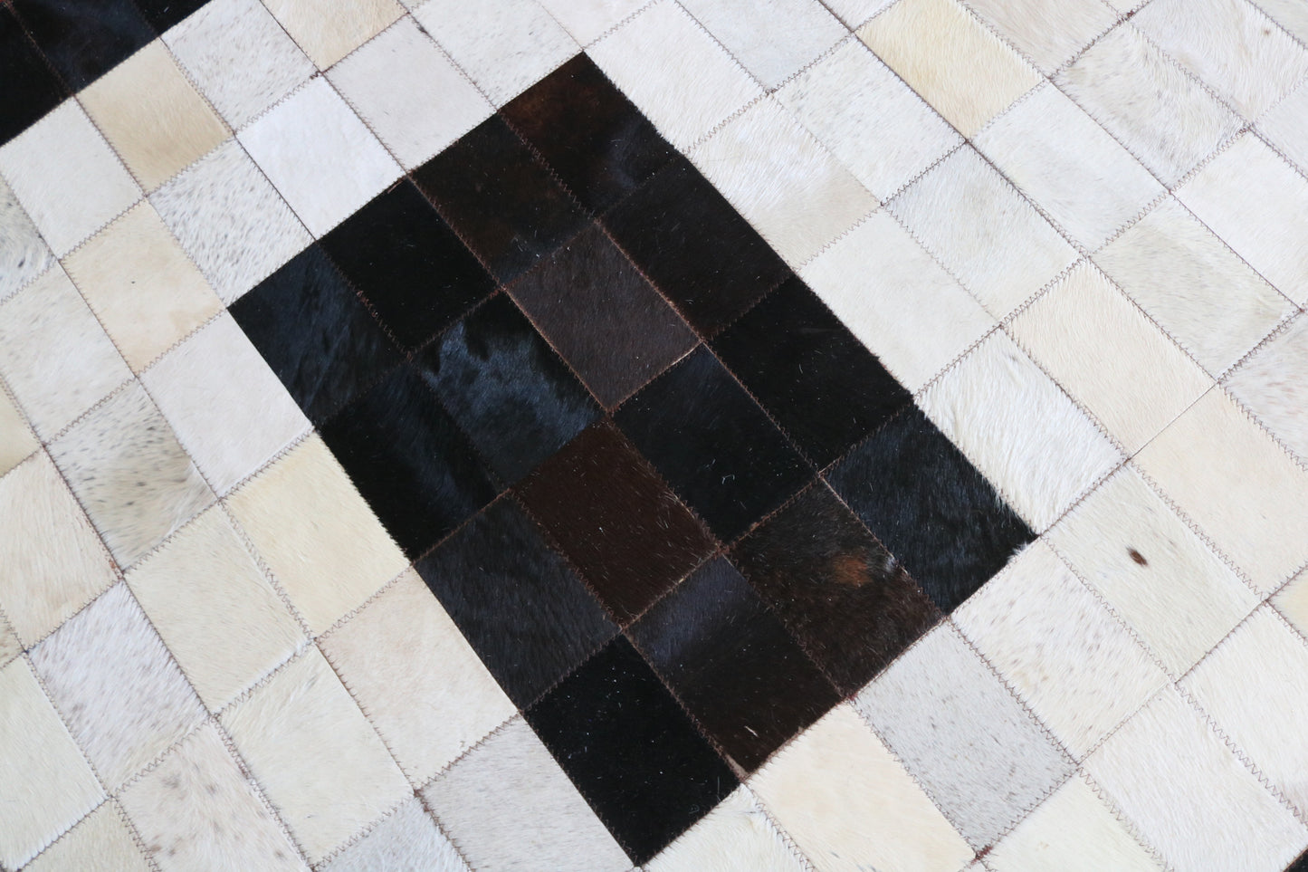 99379 Cowhide rug Patchwork   Collection Quebecuir Premium