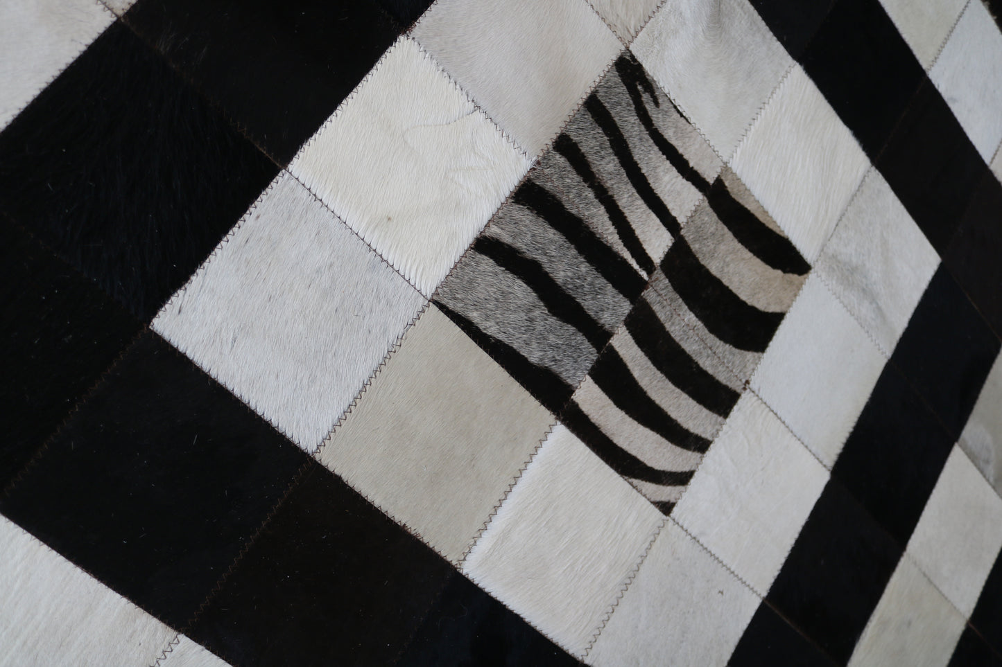 99384 Cowhide rug Patchwork   Collection Quebecuir Premium