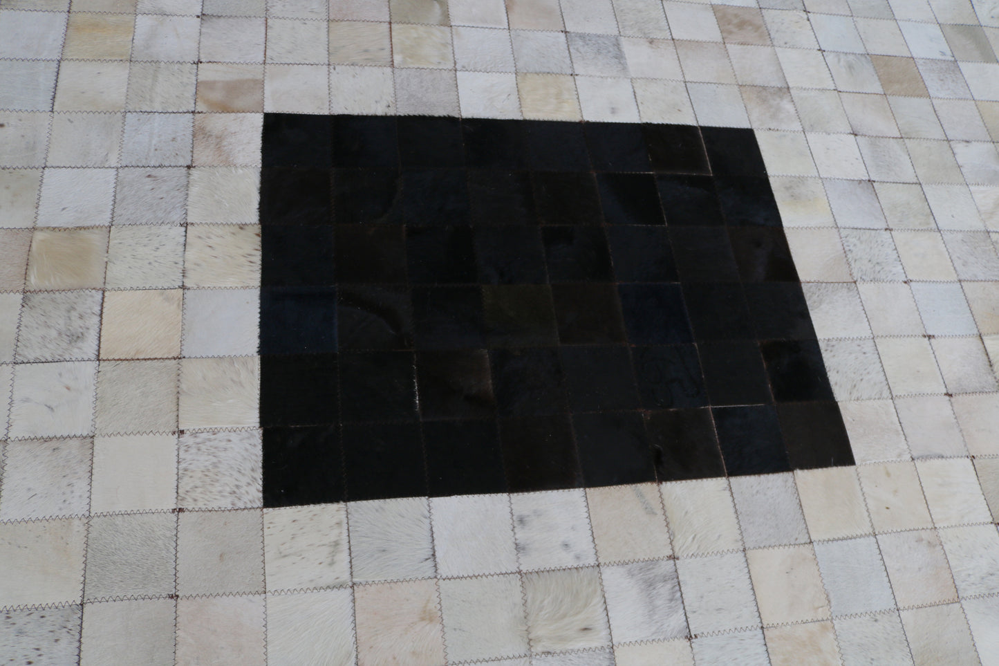 99400 Cowhide rug Patchwork Collection Quebecuir Premium