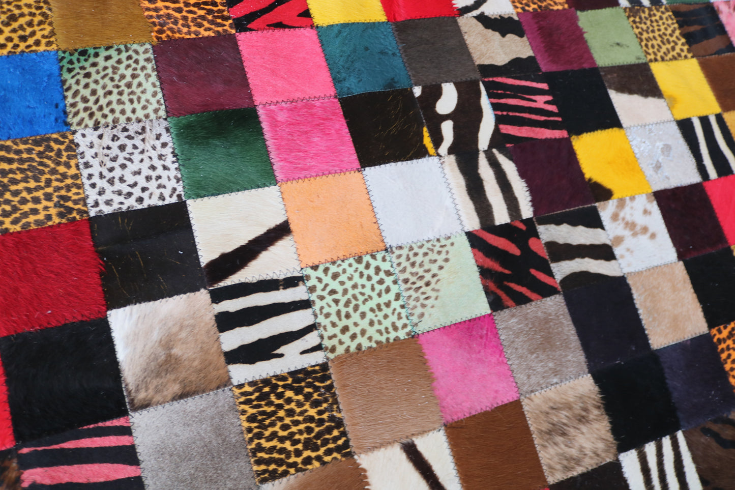 99401  Cowhide rug Patchwork Collection Quebecuir Premium