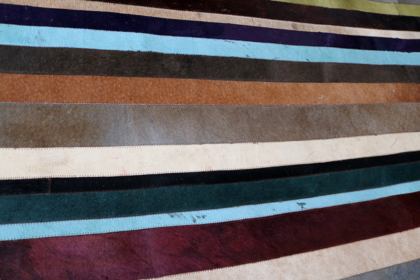 99422 Cowhide rug Patchwork Collection Quebecuir Premium