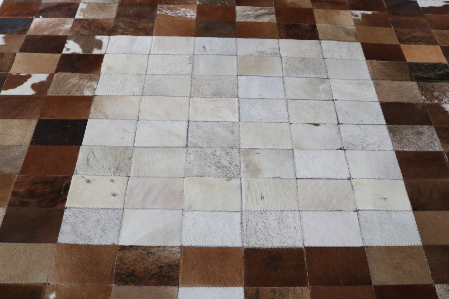 99435 Cowhide rug Patchwork Collection Quebecuir Premium