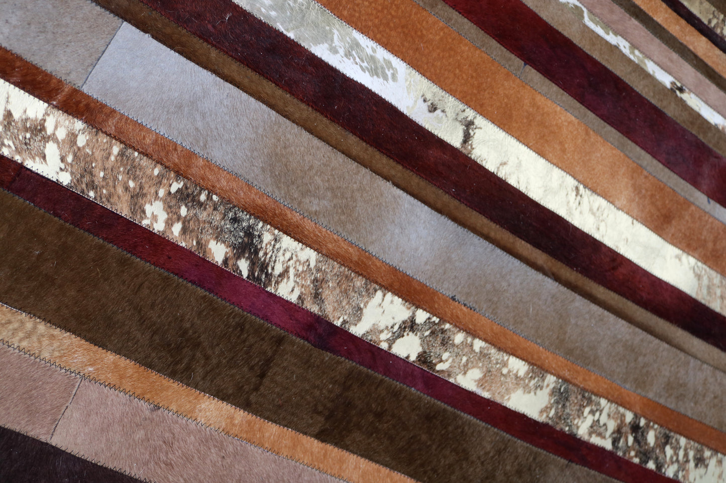 99439 Cowhide rug Patchwork Collection Quebecuir Premium