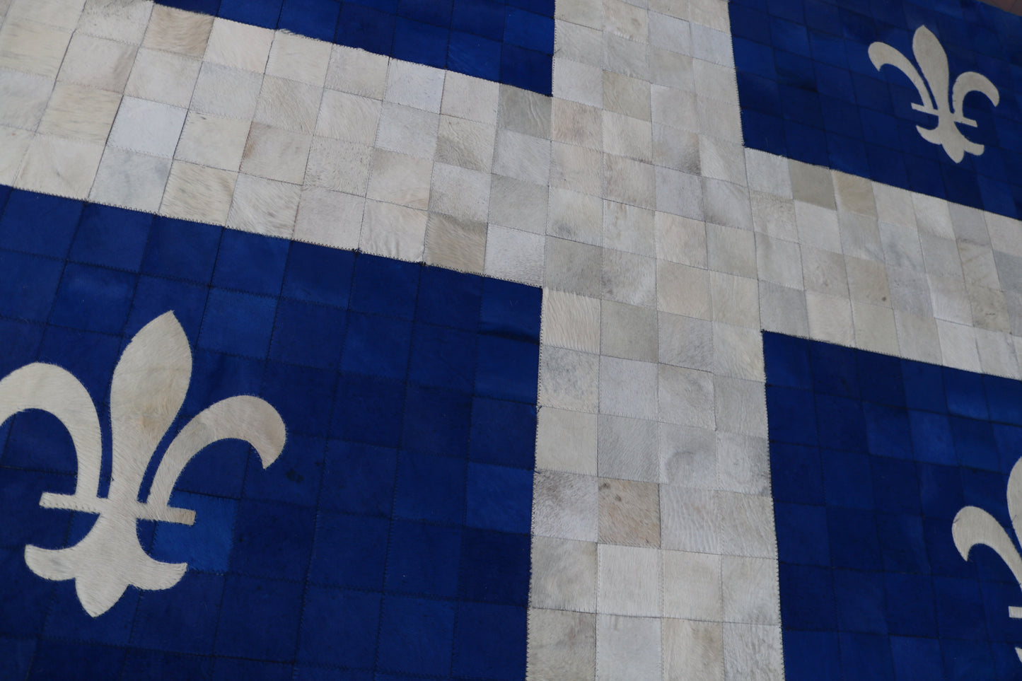 99441 Cowhide rug Patchwork Collection Quebecuir Premium