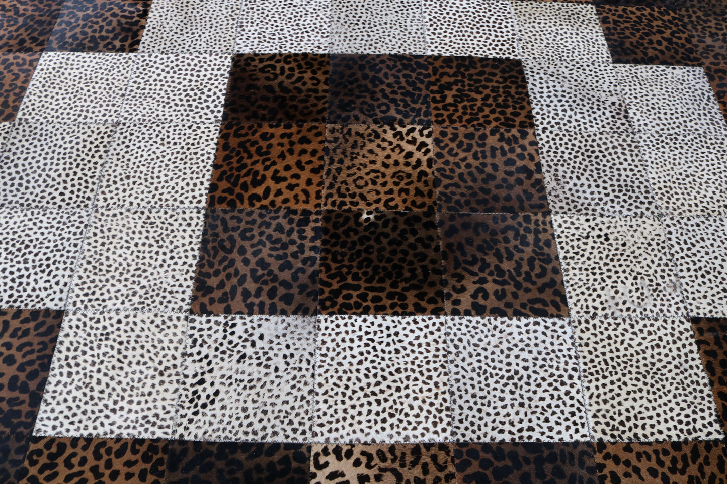 99444 Cowhide rug Patchwork Collection Quebecuir Premium