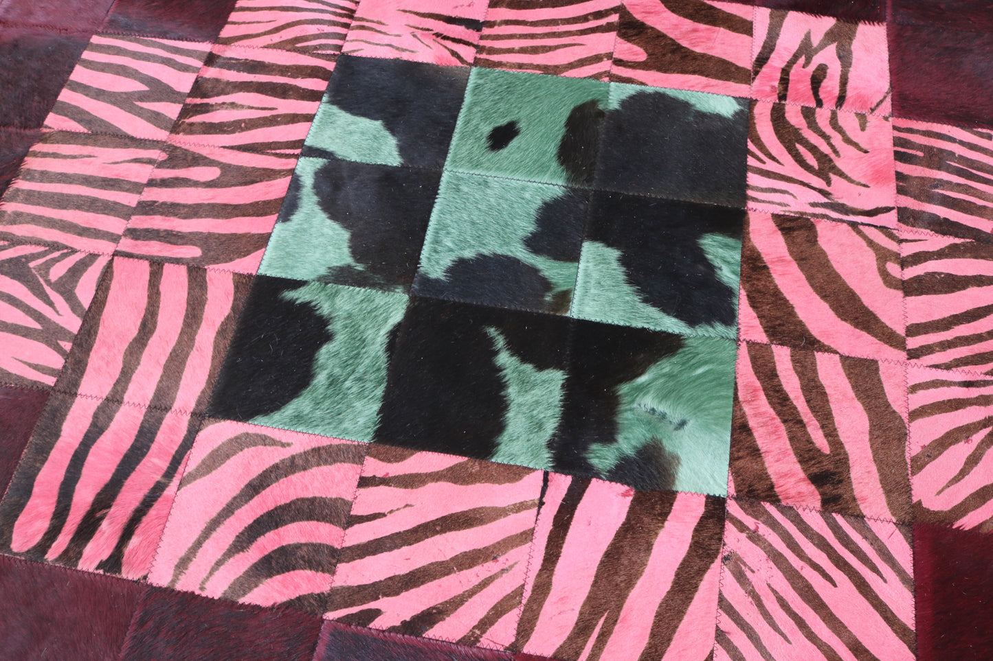 99446 Cowhide rug Patchwork Collection Quebecuir Premium