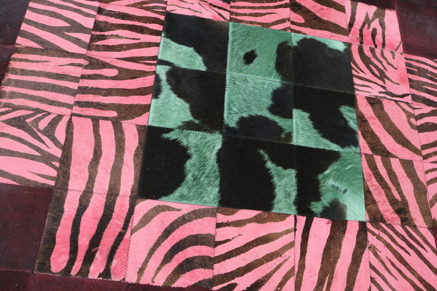 99446 Cowhide rug Patchwork Collection Quebecuir Premium