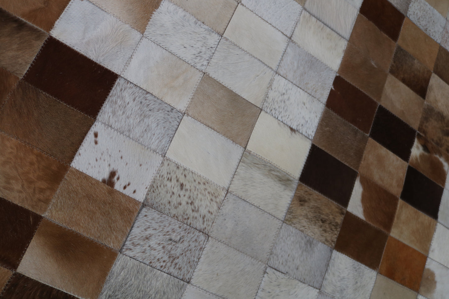 99452 Cowhide rug Patchwork Collection Quebecuir Premium