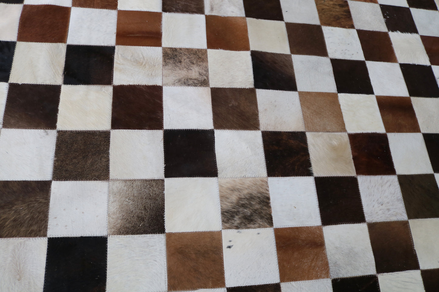 99454 Cowhide rug Patchwork Collection Quebecuir Premium