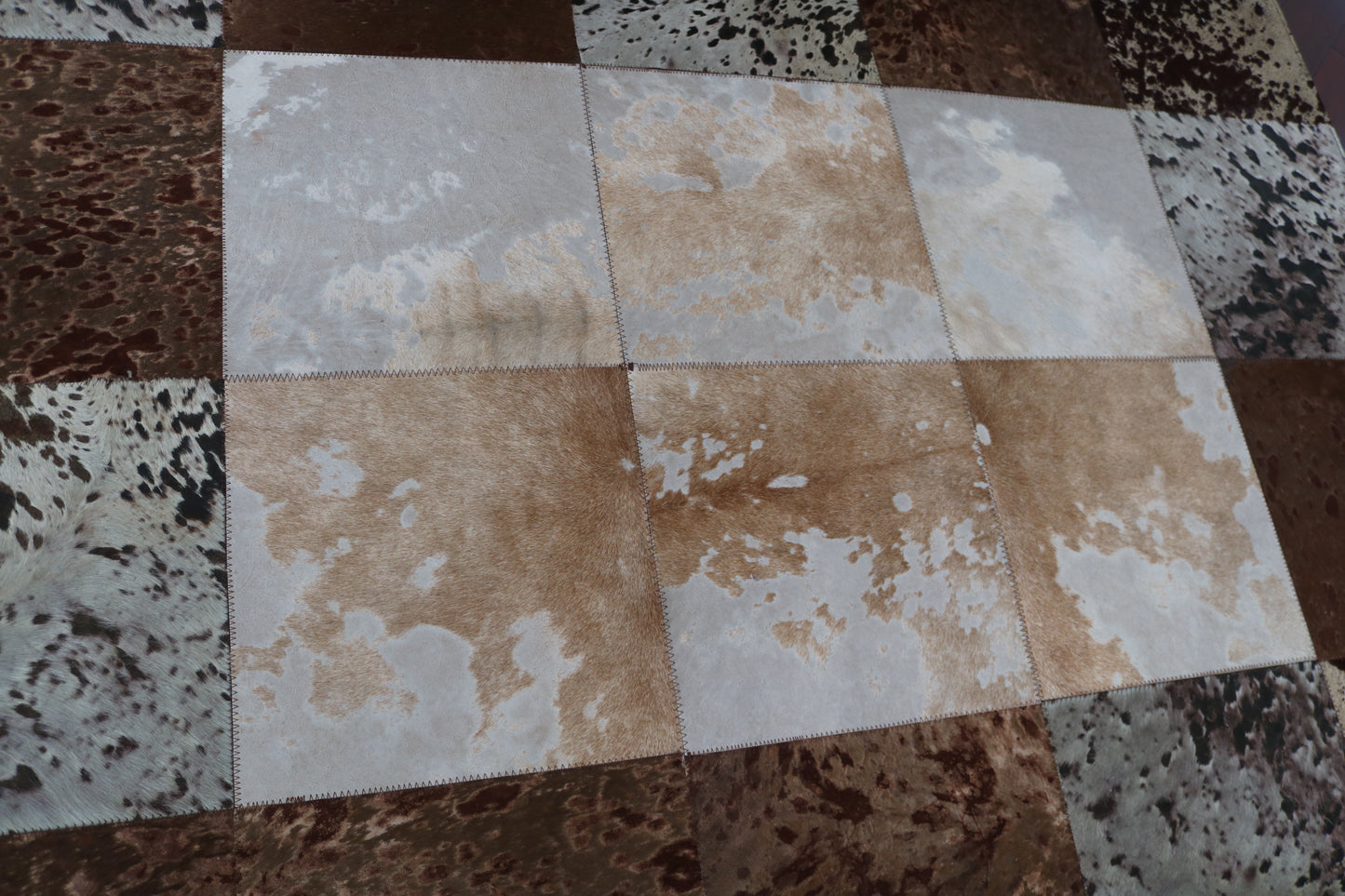 99468 Cowhide rug Patchwork Collection Quebecuir Premium