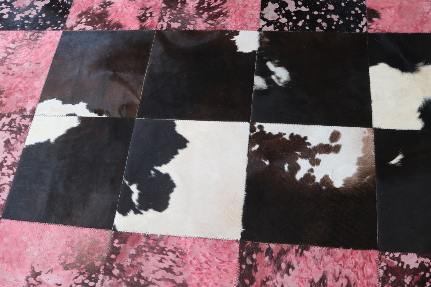 99479  Cowhide rug Patchwork Collection Quebecuir Premium