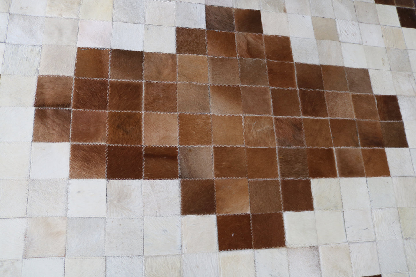 99487  Cowhide rug Patchwork Collection Quebecuir Premium