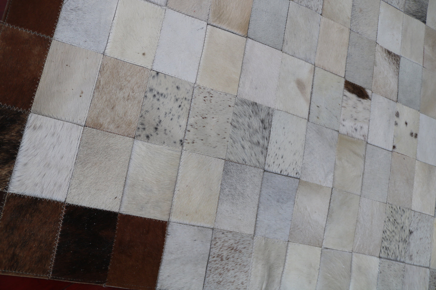 99493 Cowhide rug Patchwork Collection Quebecuir Premium