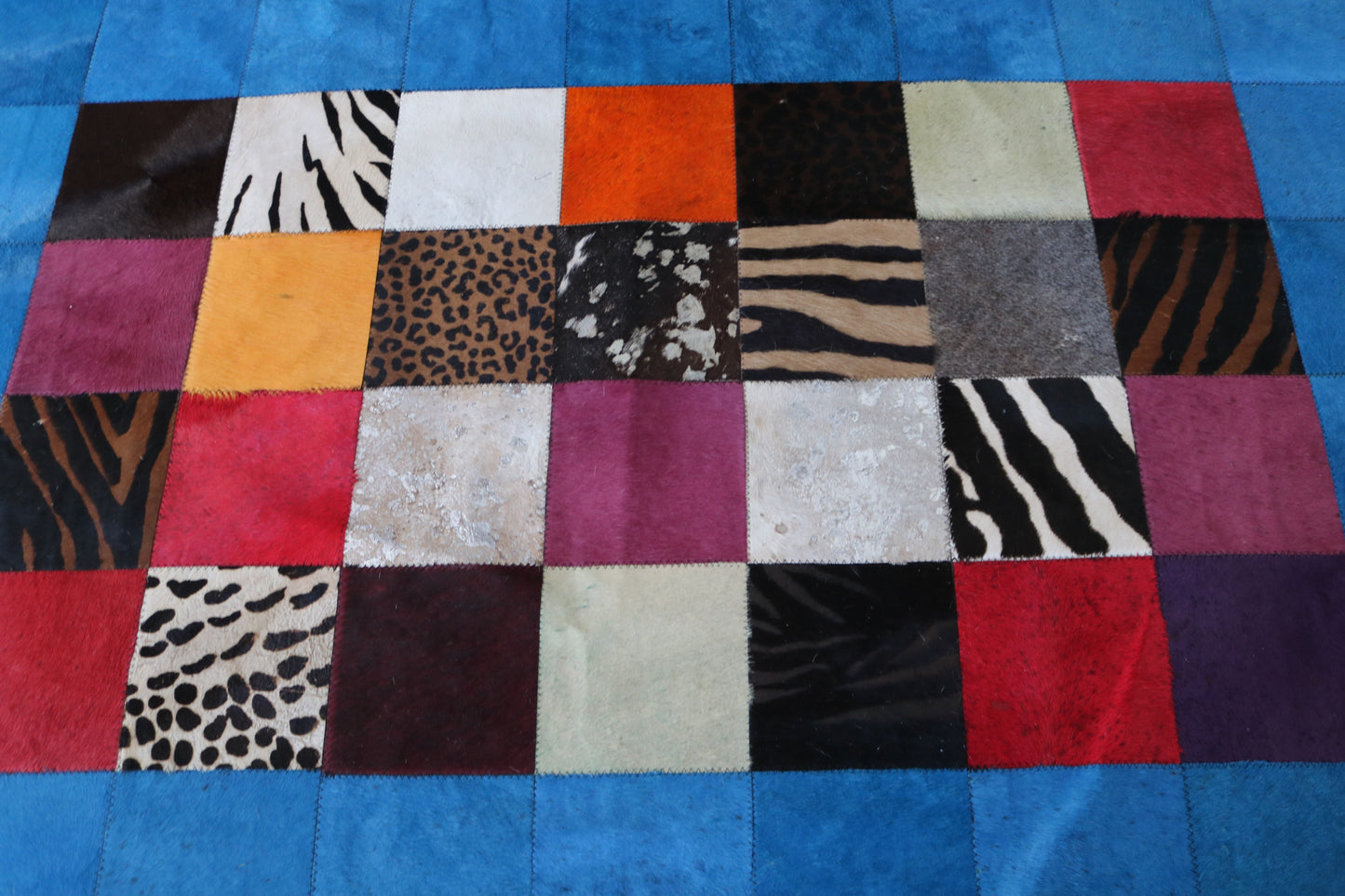 99504 Cowhide rug Patchwork Collection Quebecuir Premium