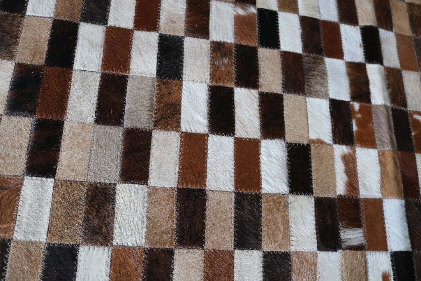 99523 Cowhide rug Patchwork Collection Quebecuir Premium