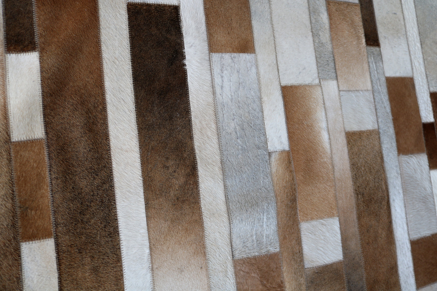 99576 Cowhide rug Patchwork Collection Quebecuir Premium SUPER BIG SIZE XXXL