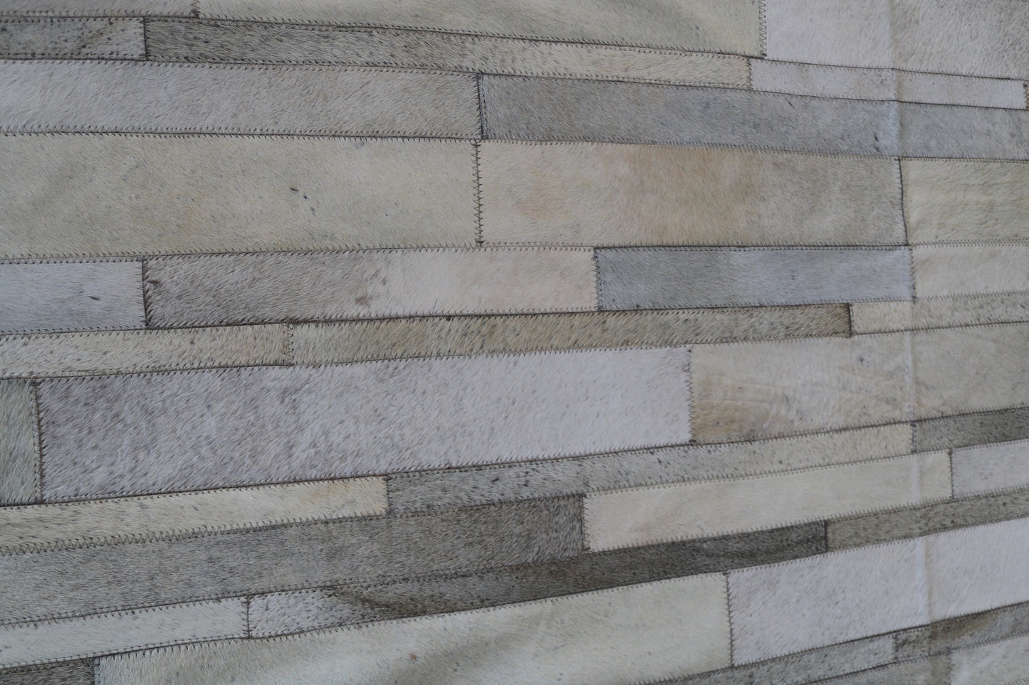 99577 Cowhide rug Patchwork Collection Quebecuir Premium SUPER BIG SIZE XXXL