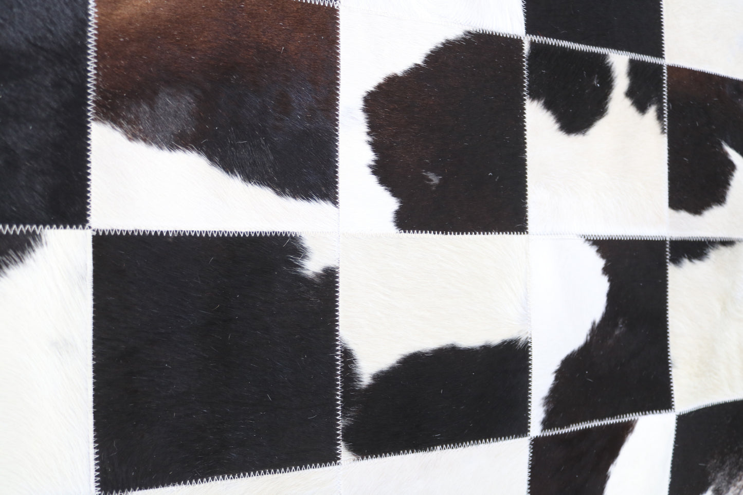 99580 Cowhide rug Patchwork Collection Quebecuir Premium SUPER BIG SIZE XXXL