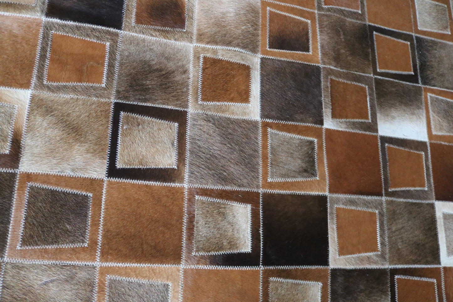 99601 Cowhide rug Patchwork Collection Quebecuir Premium SUPER BIG SIZE XXXL