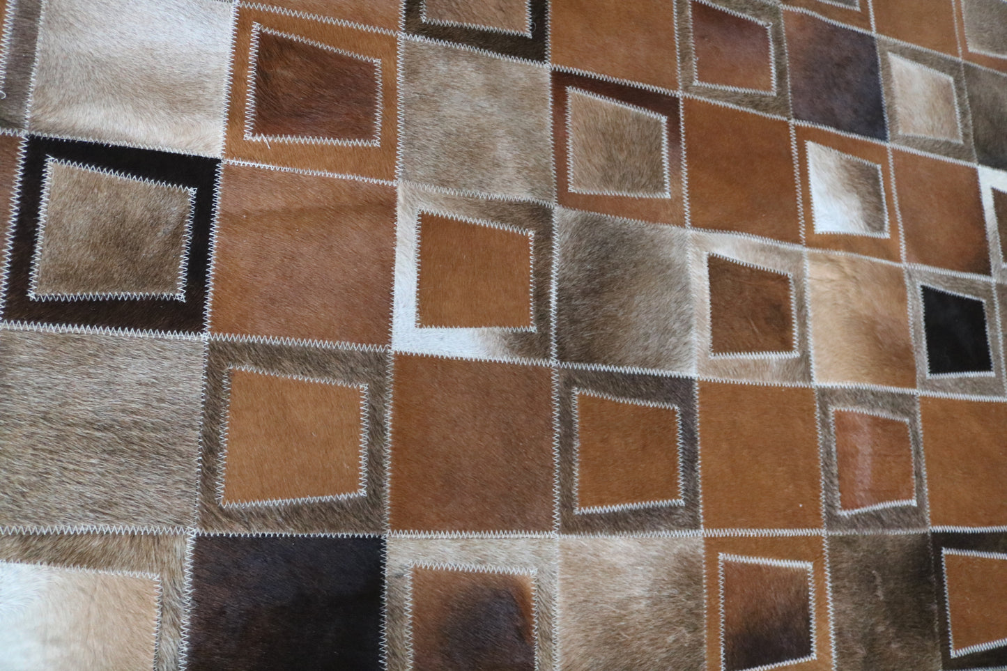 99601 Cowhide rug Patchwork Collection Quebecuir Premium SUPER BIG SIZE XXXL