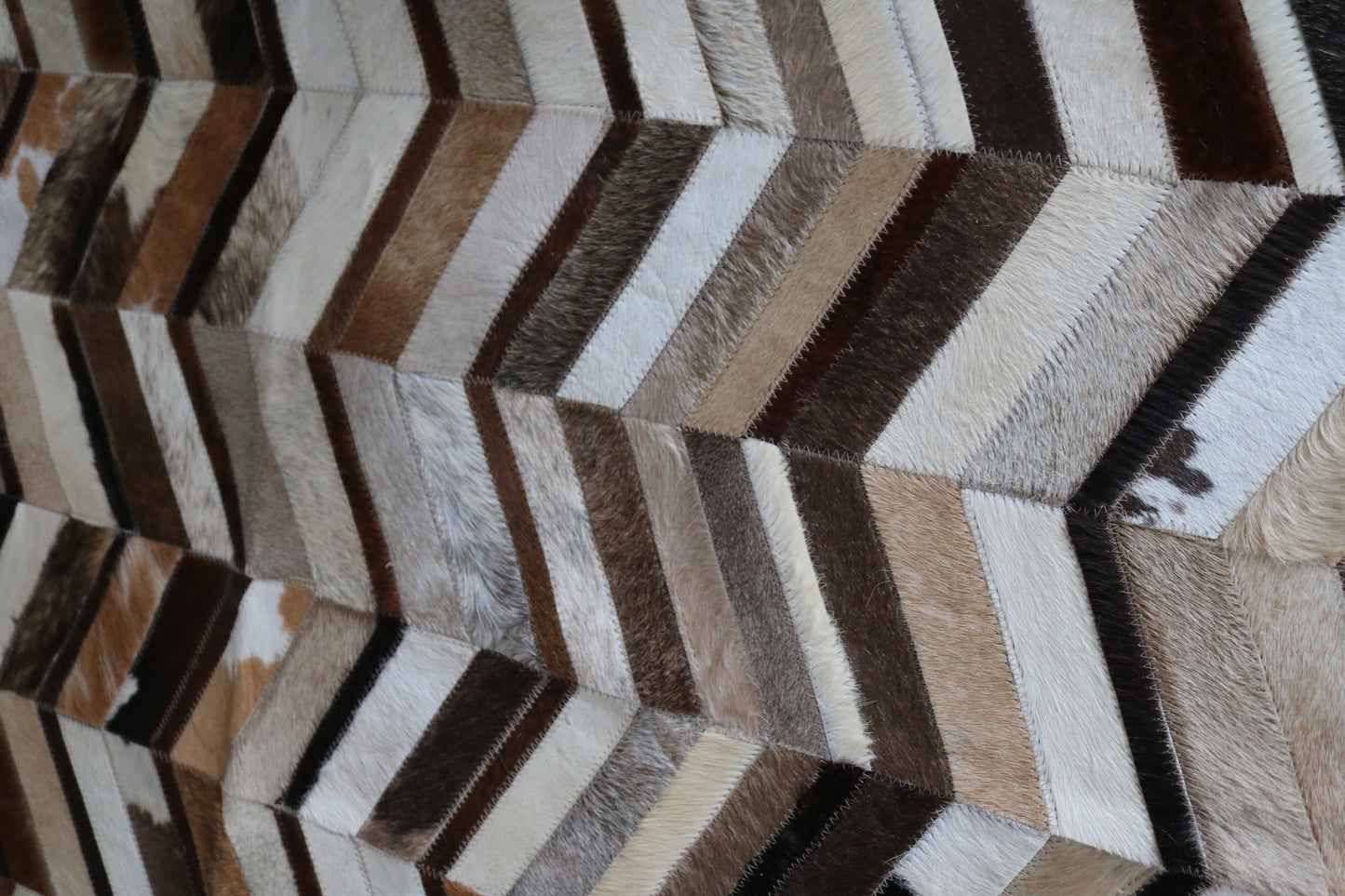 99618 Cowhide rug Patchwork Collection Quebecuir Premium BIG SIZE XXL