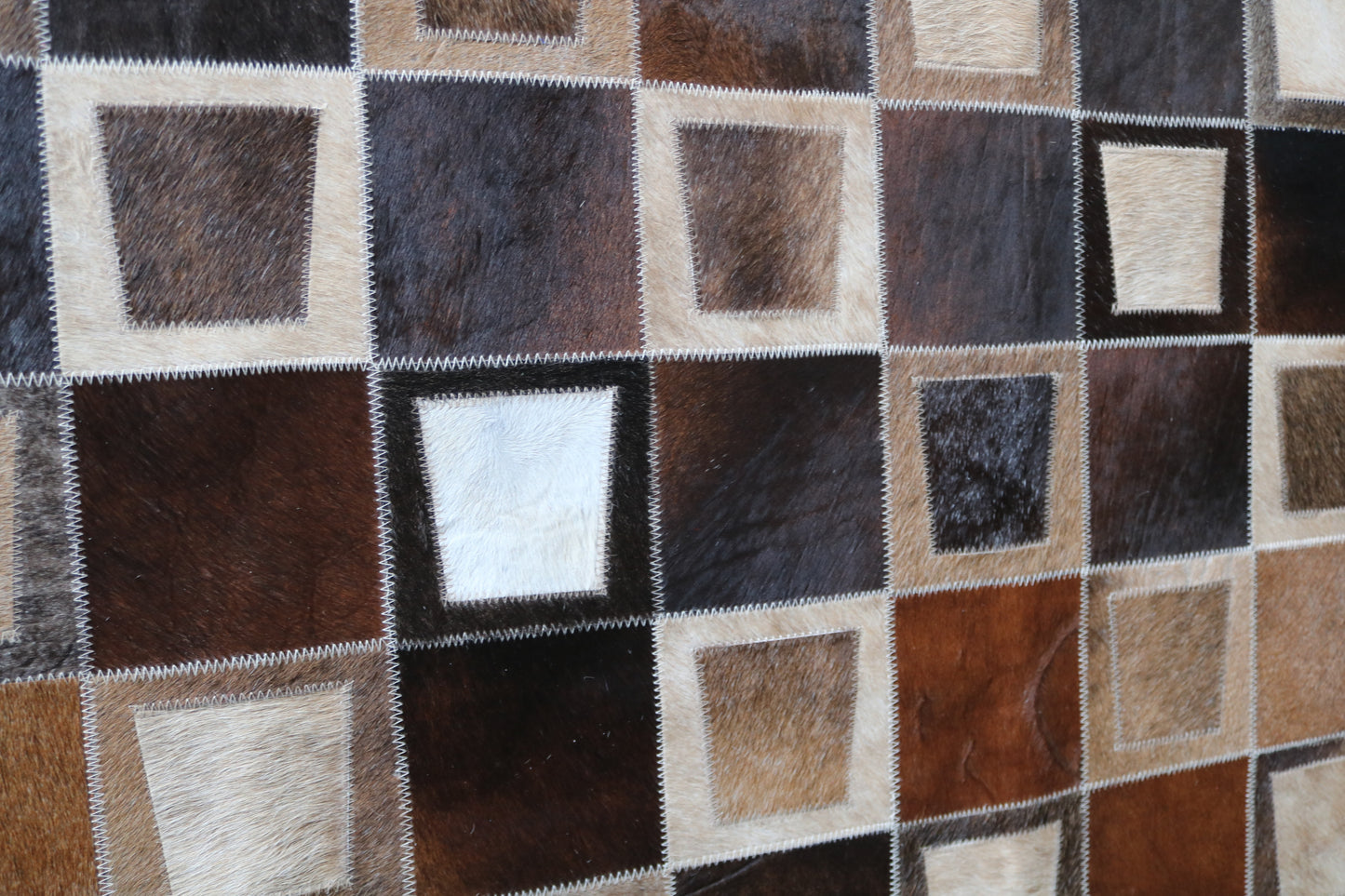 99624 Cowhide rug Patchwork Collection Quebecuir Premium BIG SIZE XXL