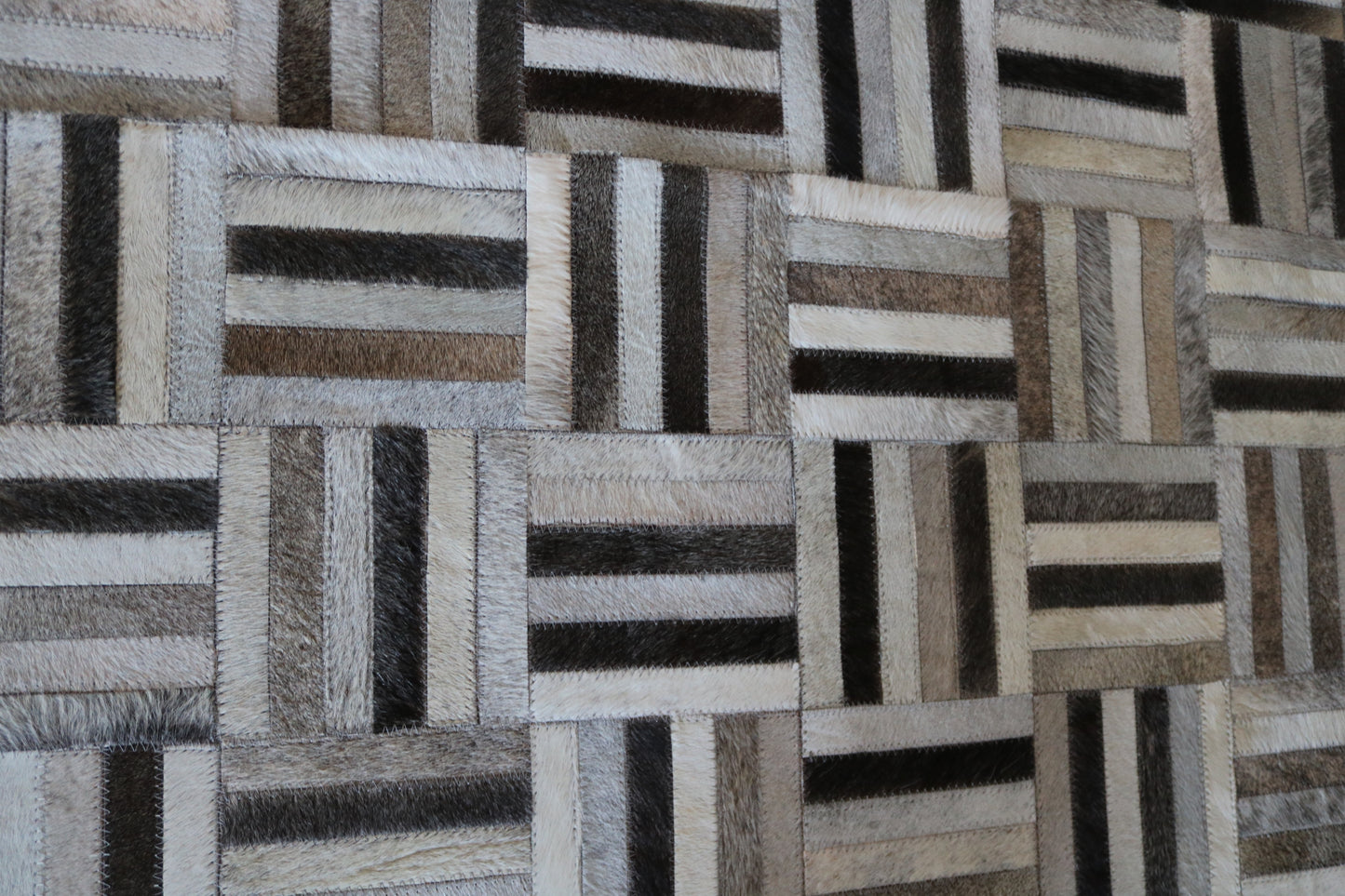 99630 Cowhide rug Patchwork Collection Quebecuir Premium BIG SIZE XXL