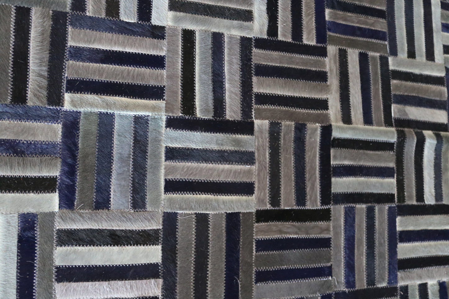 99632 Cowhide rug Patchwork Collection Quebecuir Premium BIG SIZE XXL