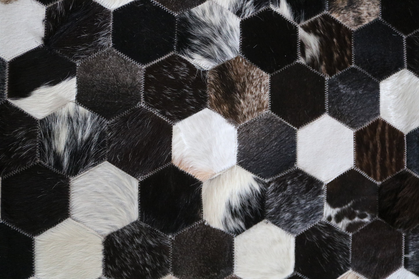 99640 Cowhide rug Patchwork Collection Quebecuir Premium BIG SIZE XXL