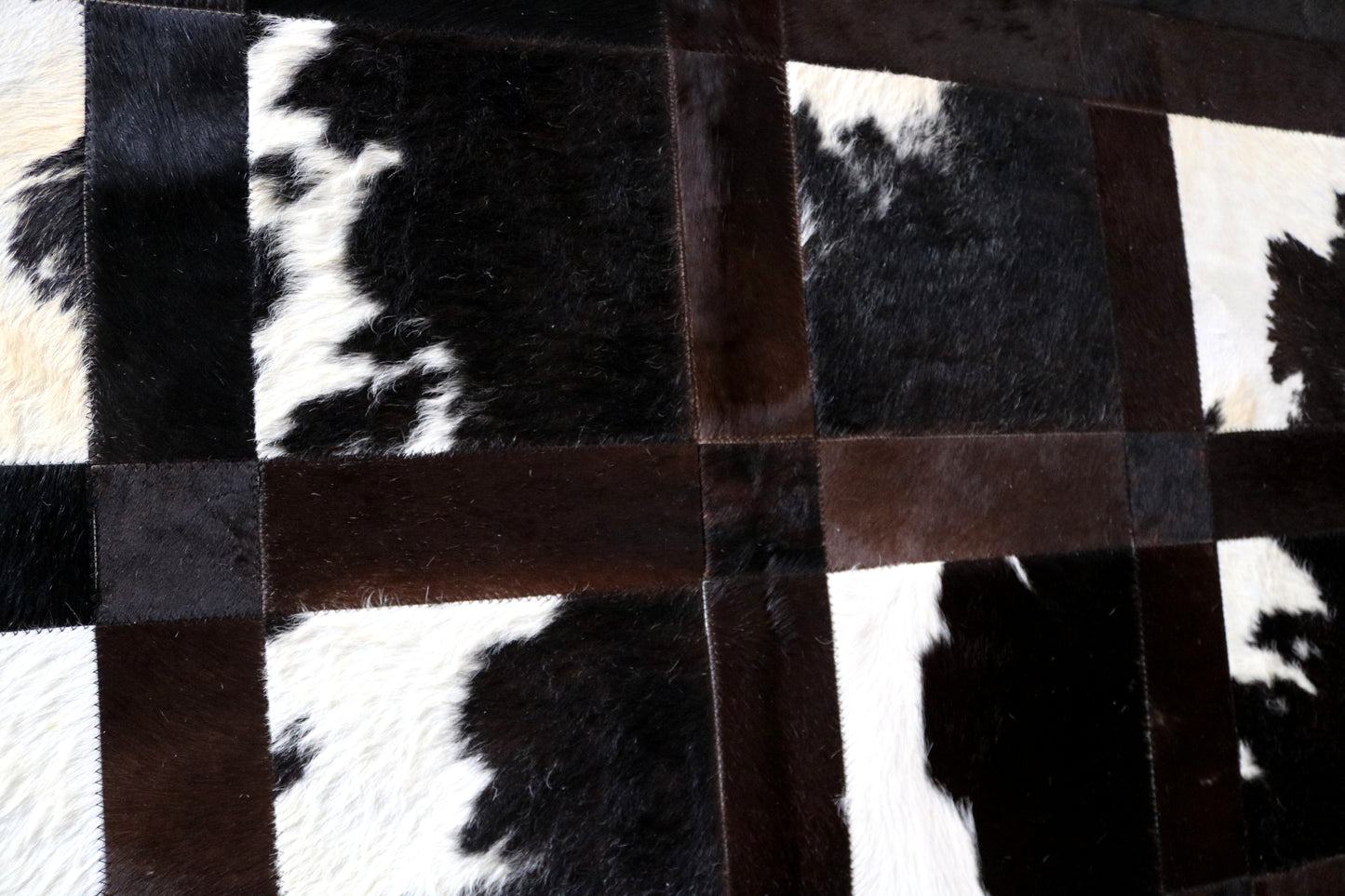 99676 Cowhide rug Patchwork Collection Quebecuir Premium SUPER BIG SIZE XXXL