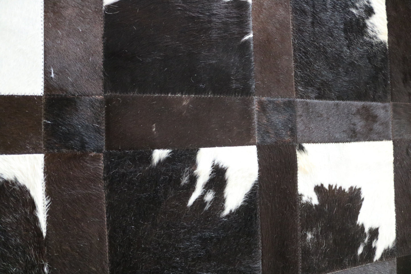 99676 Cowhide rug Patchwork Collection Quebecuir Premium SUPER BIG SIZE XXXL