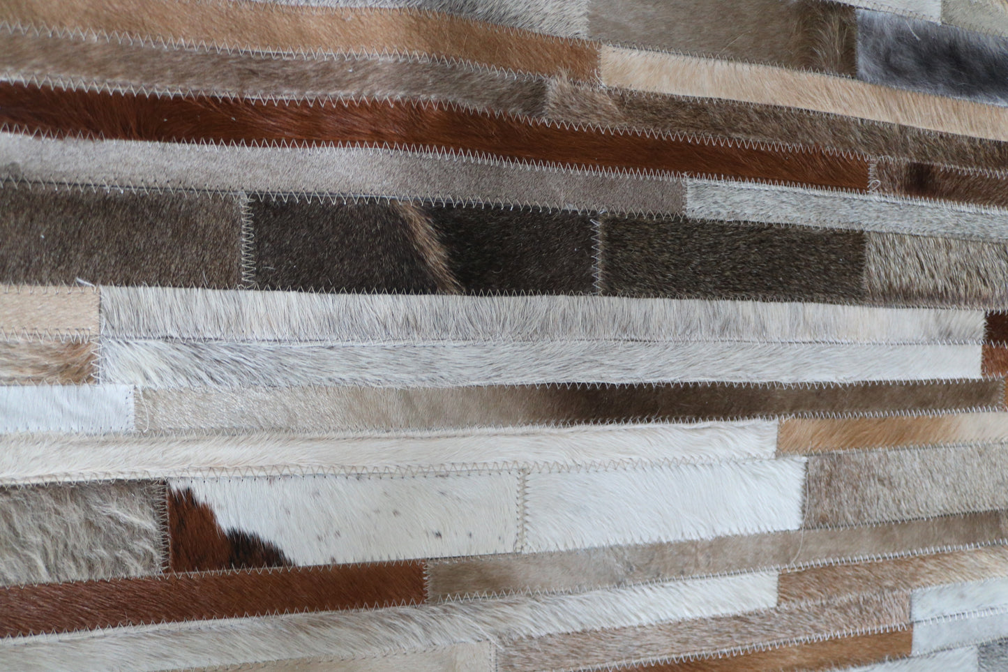 99702 Cowhide rug Patchwork Collection Quebecuir Premium