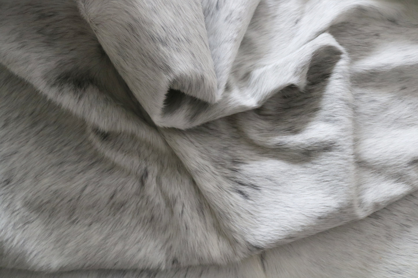 99729 Cowhide rug  GREY & WHITE Collection Quebecuir Premium