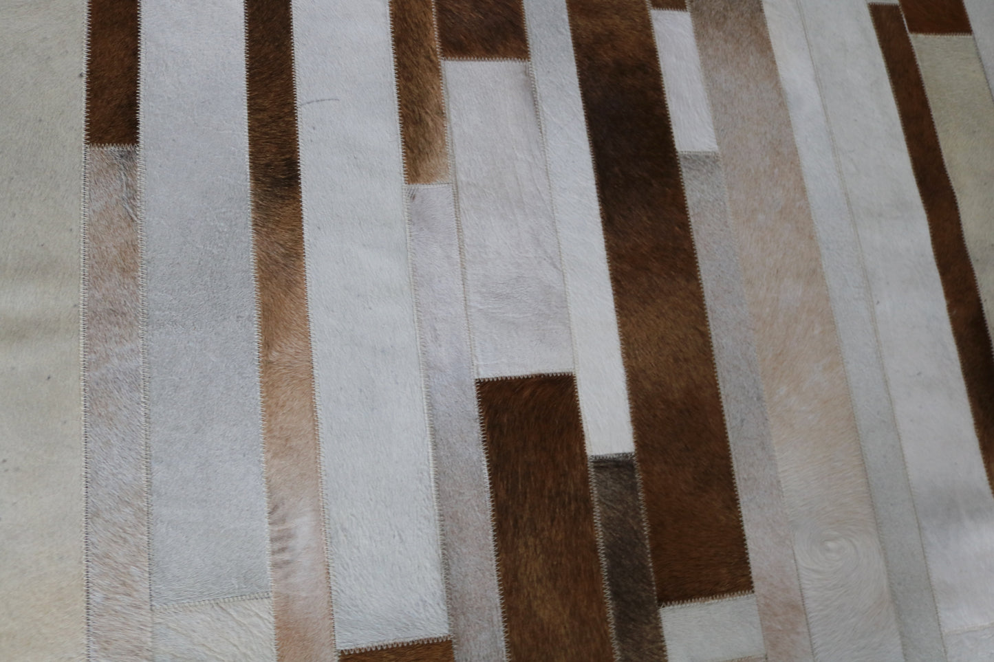 99777 Cowhide rug Patchwork Collection Quebecuir Premium    BIG SIZE XXL