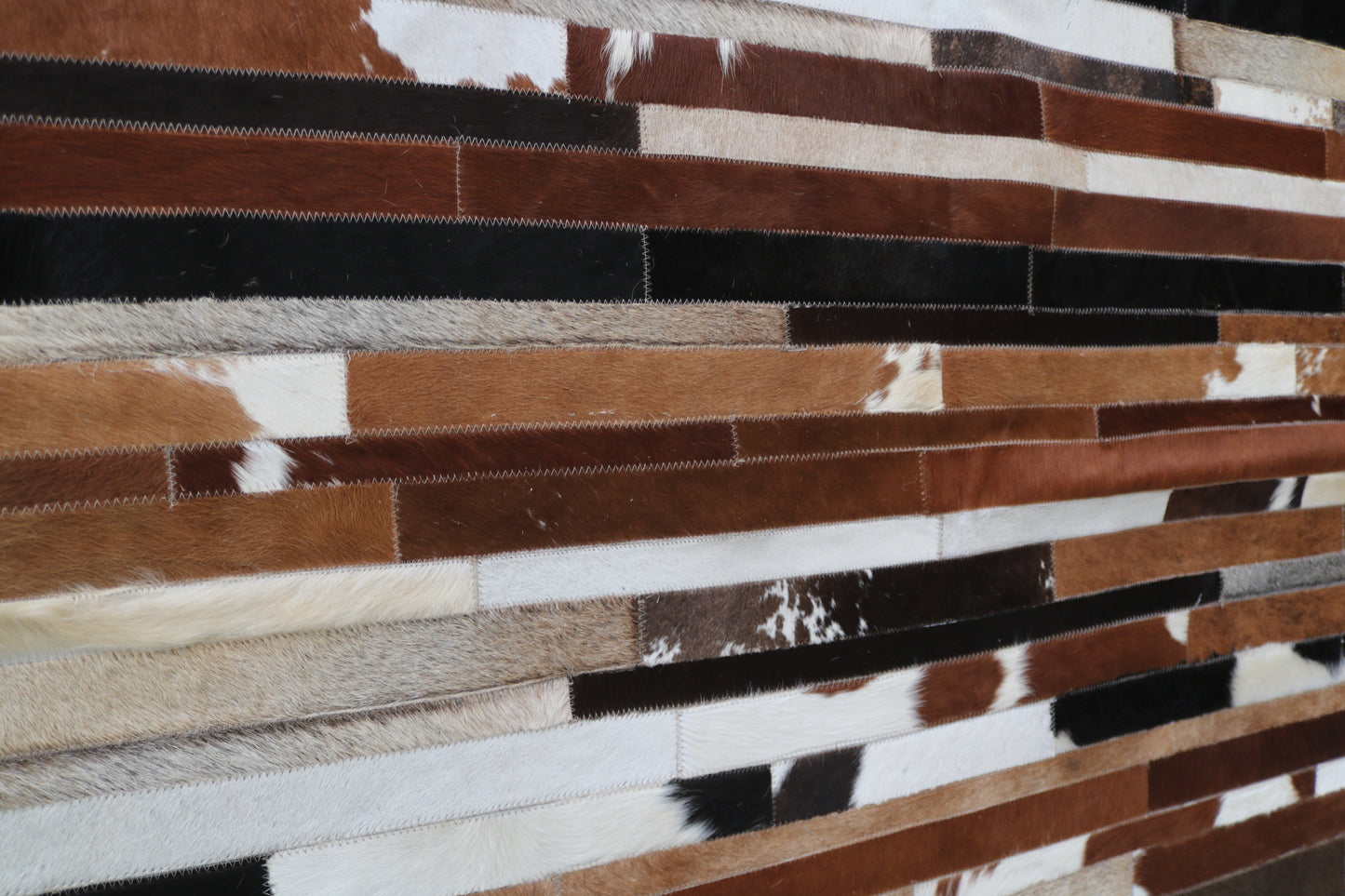 99802 Cowhide rug Patchwork Collection Quebecuir Premium