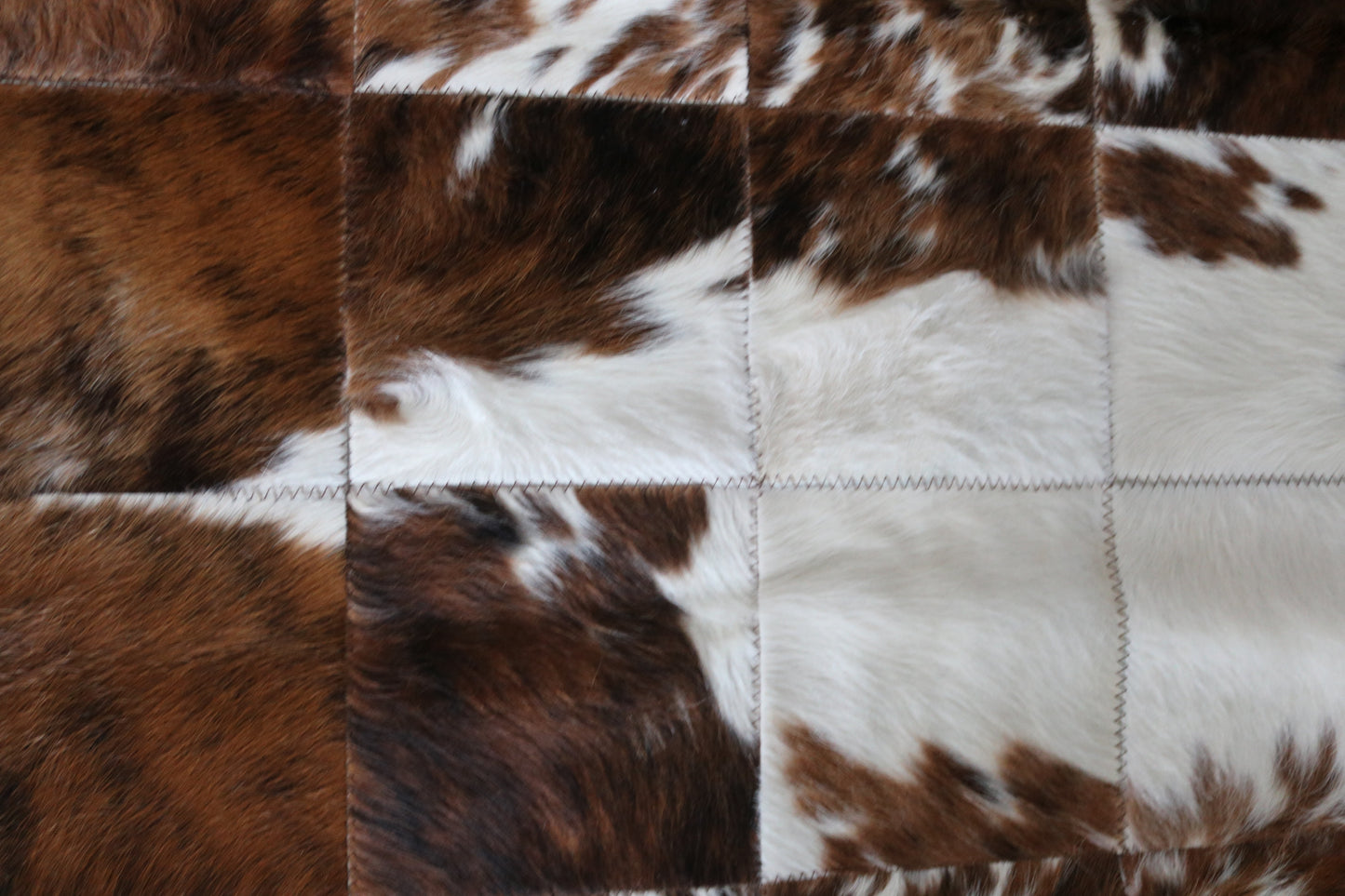 99814 Cowhide rug Patchwork Collection Quebecuir Premium