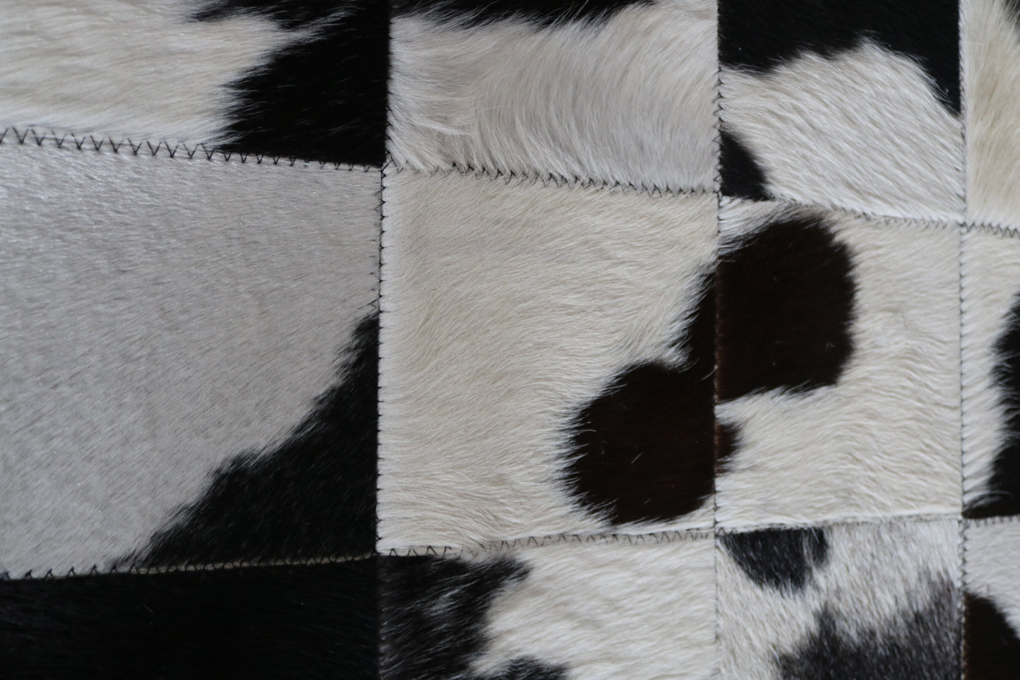 99834 Cowhide rug Patchwork Collection Quebecuir Premium